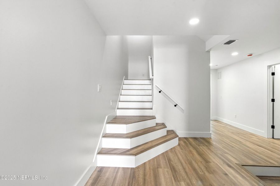 Spacious, unfurnished interior of a new home in , St. Augustine (Image 18).