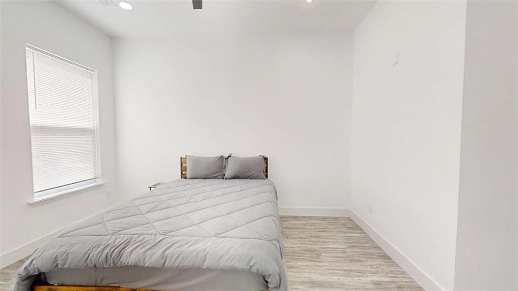 Furnished interior view inside a new home in , Granbury (Image 11).