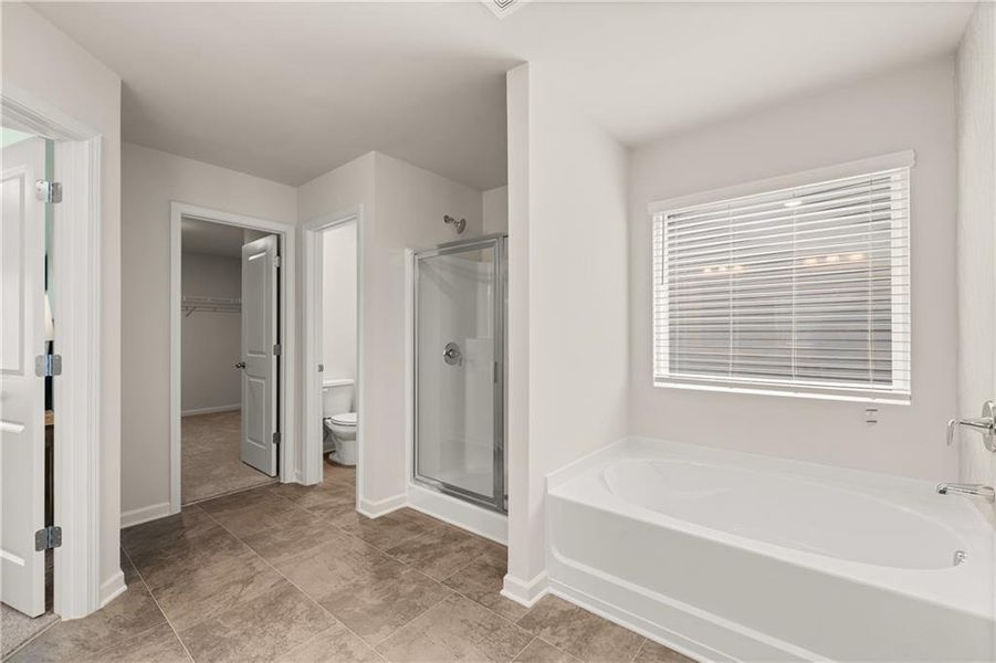 Furnished interior view inside a new home in Barons Court, Ellenwood (Image 13).