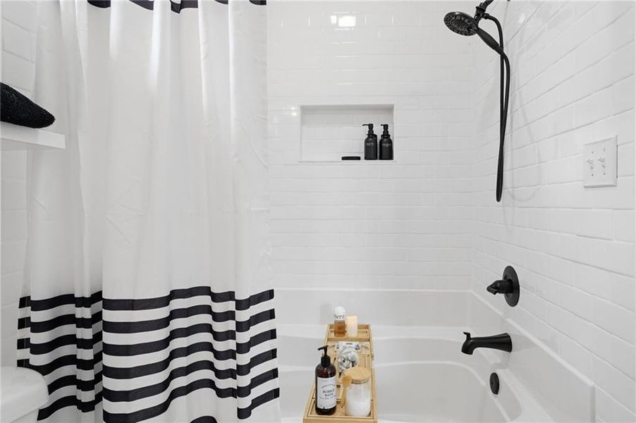 Image 25 of a home in .