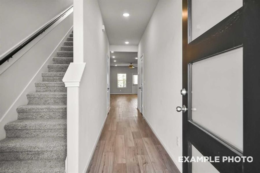 Spacious, unfurnished interior of a new home in Lakes at Black Oak, Magnolia (Image 4).