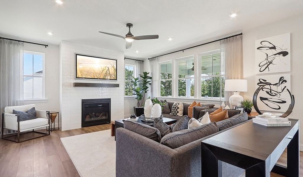 Presley-V899-WhiteOakReserve Great Room