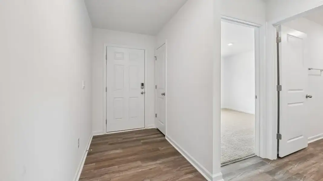 Spacious, unfurnished interior of a new home in Mangum Farms, Stem (Image 14).