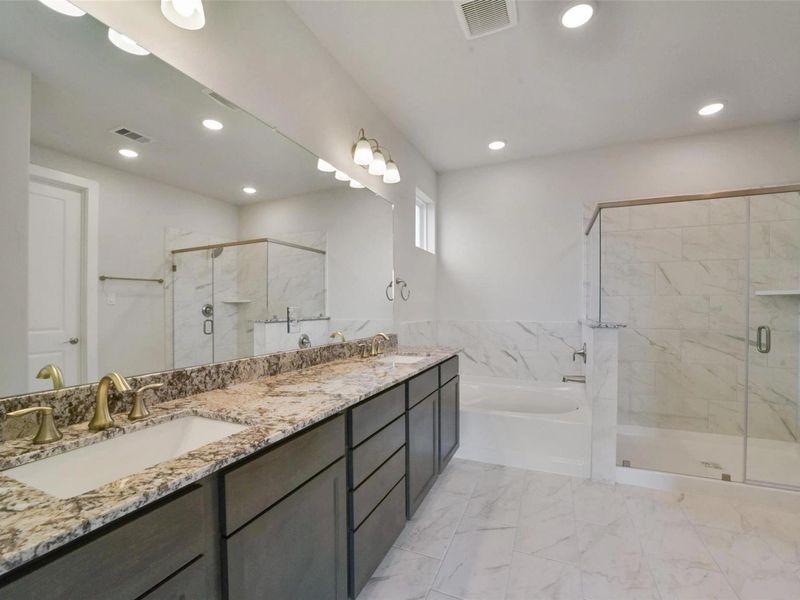 Furnished interior view inside a new home in Lago Mar, Texas City (Image 8). Furnished interior view inside a new home in Lago Mar, Texas City (Image 8).