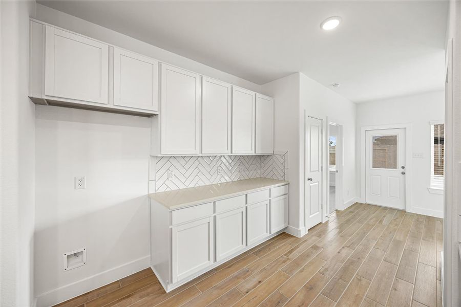 Furnished interior view inside a new home in River Ranch Meadows, Dayton (Image 5).