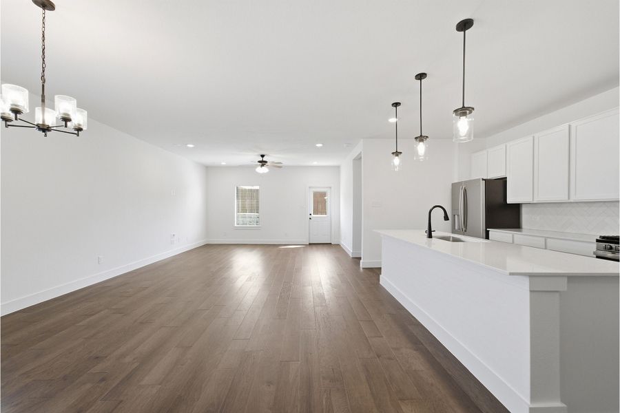 Spacious, unfurnished interior of a new home in Heartland, Crandall (Image 17).