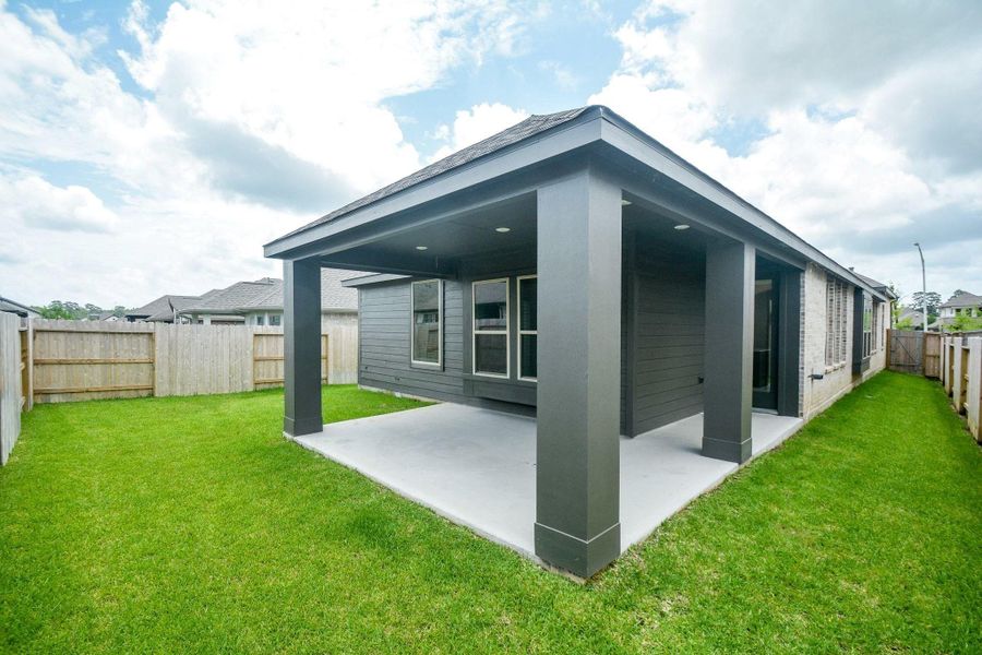Enjoy outdoor dining and entertaining year round under the covered patio. Enjoy outdoor dining and entertaining year round under the covered patio.