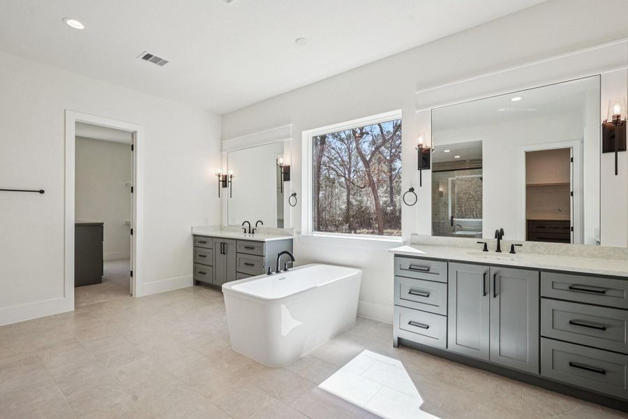 Furnished interior view inside a new home in Homestead Hill, New Waverly (Image 11).