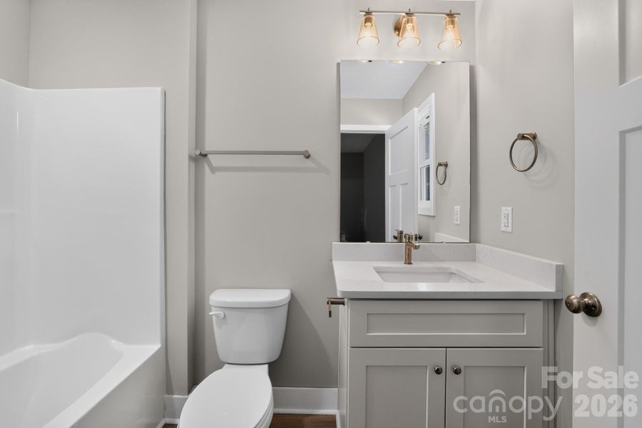 Primary ensuite bath