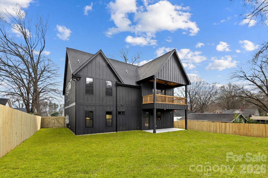 Exterior details and patio area of a home in , Charlotte (Image 3).