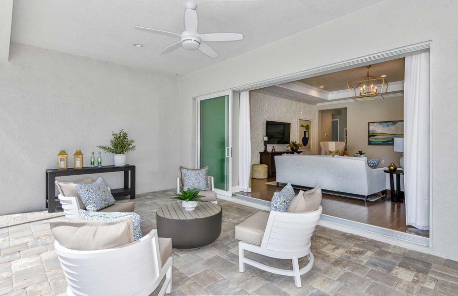 Furnished interior view inside a new home in Avelina, Venice (Image 35).