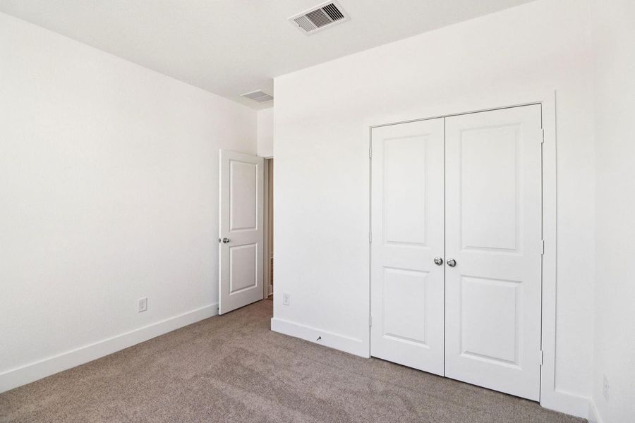 22303 Prickly Bed + Closet 22303 Prickly Bed + Closet