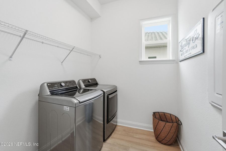 Close-up of interior finishes inside a home in Tamaya, Jacksonville (Image 24).