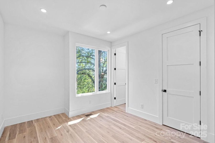 Spacious, unfurnished interior of a new home in , Charlotte (Image 17).