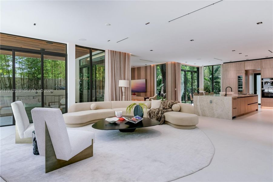 Community amenities in , Miami (Image 28).