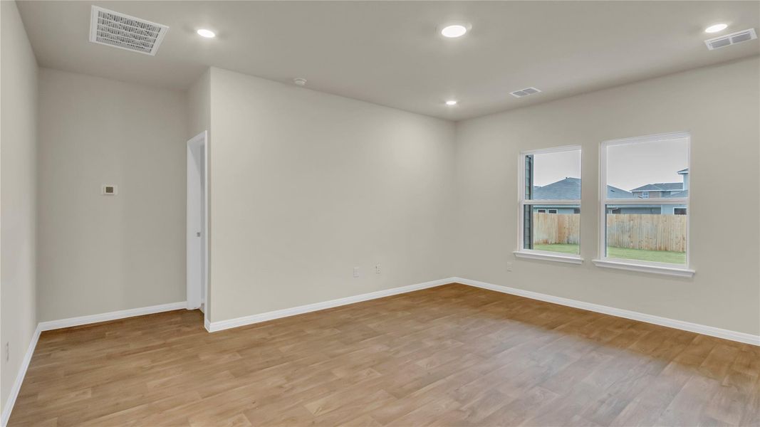 Spacious, unfurnished interior of a new home in Carillon, Manor (Image 19).