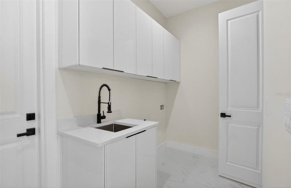 Close-up of interior finishes inside a home in , Cape Coral (Image 18).