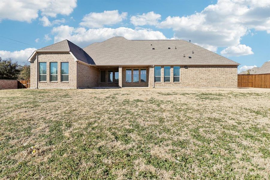 Exterior details and patio area of a home in Gean Estates, Keller (Image 18).