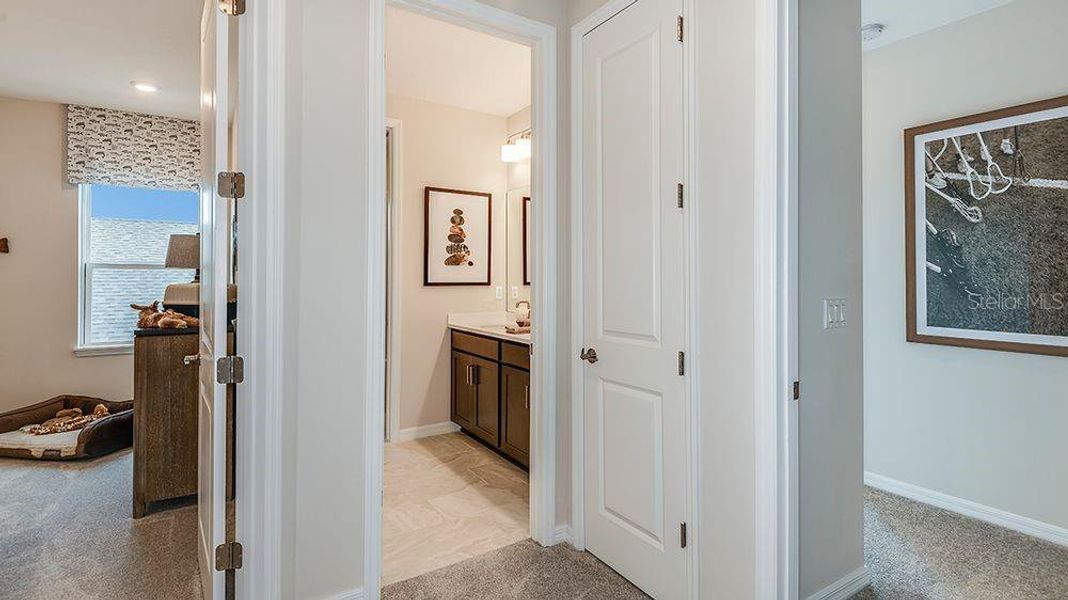 Furnished interior view inside a new home in Ardisia Park, New Smyrna Beach (Image 9).