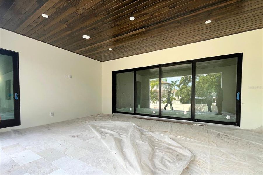 Lanai | 7/15/2025 Lanai | 7/15/2025