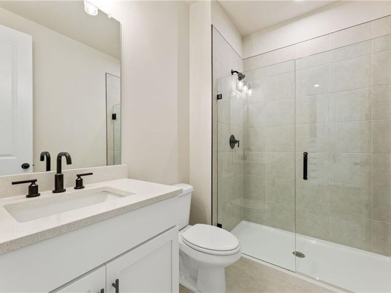 Image 23 of a home in Melody Lakeside Estates.