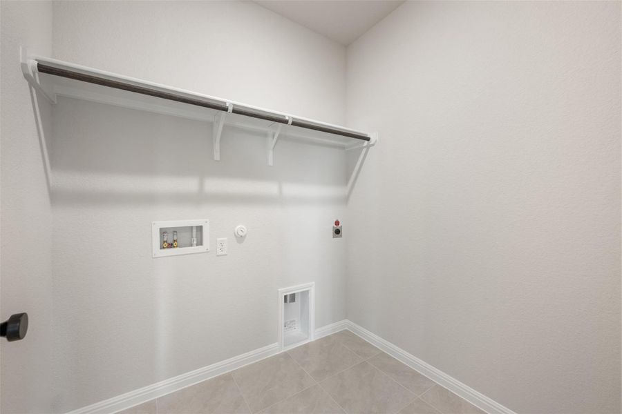 Representative images and renderings are for illustrative purposes. Actual structural options and design finishes of home may vary. Representative images and renderings are for illustrative purposes. Actual structural options and design finishes of home may vary.