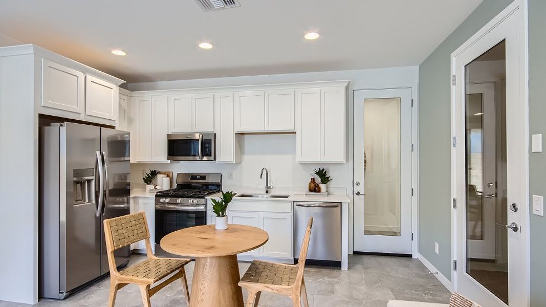 3580 Latitude NG Kitchen F1 Base4