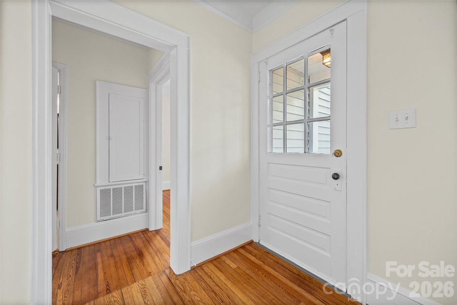 Spacious, unfurnished interior of a new home in , York (Image 16).