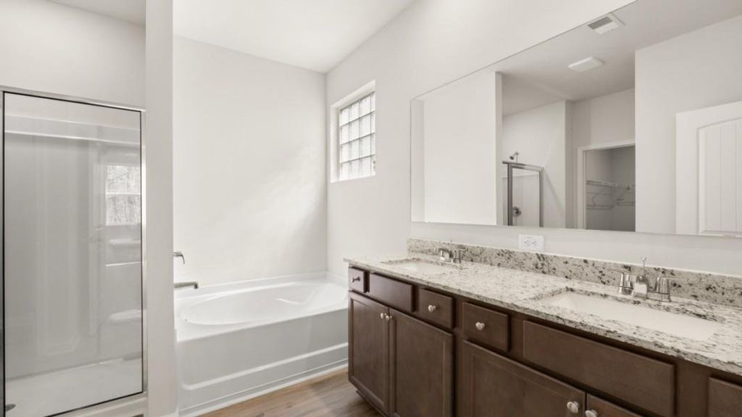 Furnished interior view inside a new home in South Wind, Union City (Image 6).