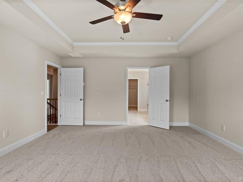 Spacious, unfurnished interior of a new home in Wehunt Meadows, Hoschton (Image 40).