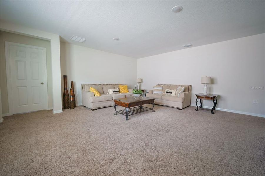 Furnished interior view inside a new home in Pasadena Point, Wesley Chapel (Image 9). Furnished interior view inside a new home in Pasadena Point, Wesley Chapel (Image 9).
