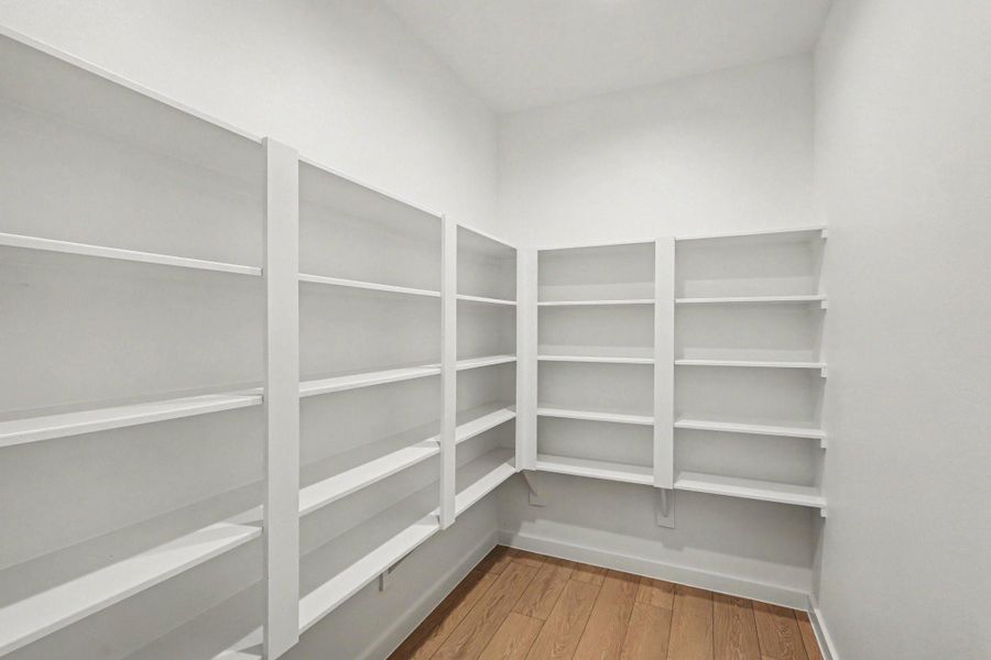 Spacious, unfurnished interior of a new home in , Houston (Image 11).