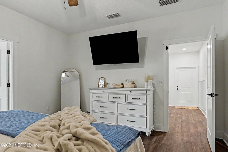 Furnished interior view inside a new home in , Callahan (Image 11).
