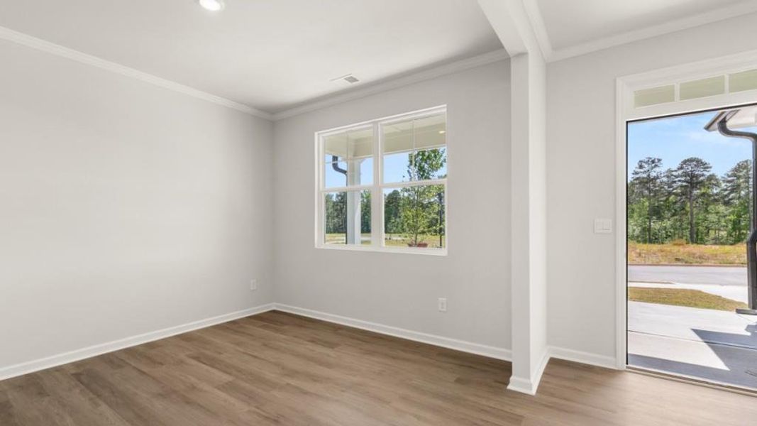 Spacious, unfurnished interior of a new home in Fairway 17 at Mirror Lake, Villa Rica (Image 23).