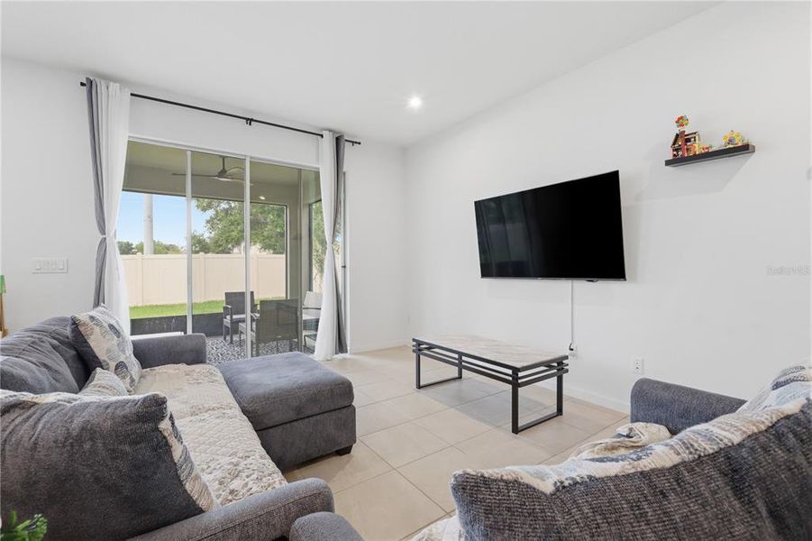 Furnished interior view inside a new home in Grandview Gardens, Deland (Image 14).