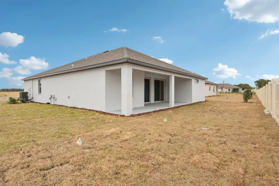 Representative exterior details of a home built from the Naples by Maronda Homes in Palm Coast, Palm Coast (Image 24).