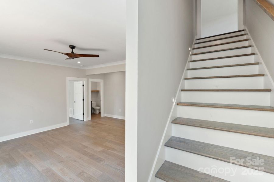 Spacious, unfurnished interior of a new home in , Lewisville (Image 30).