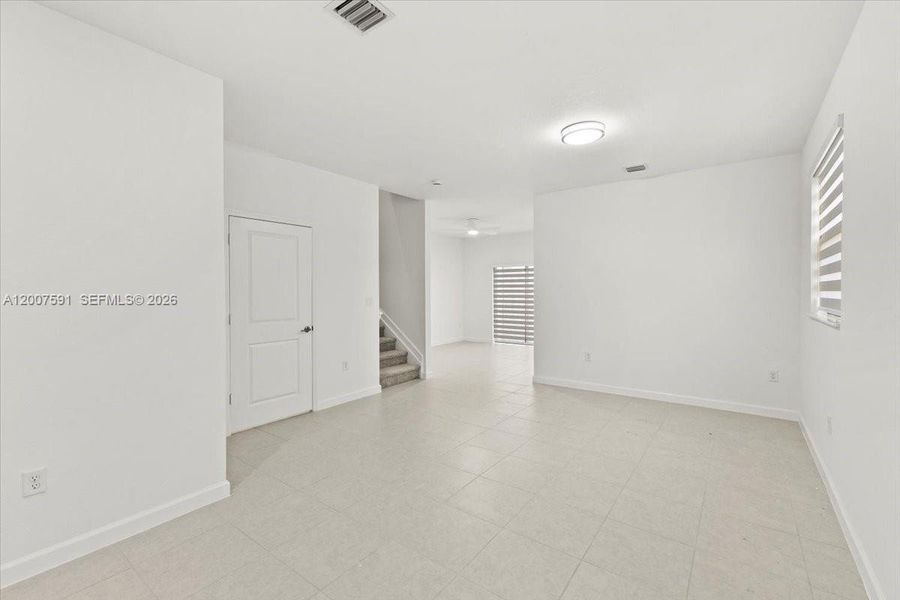Spacious, unfurnished interior of a new home in , Homestead (Image 17).