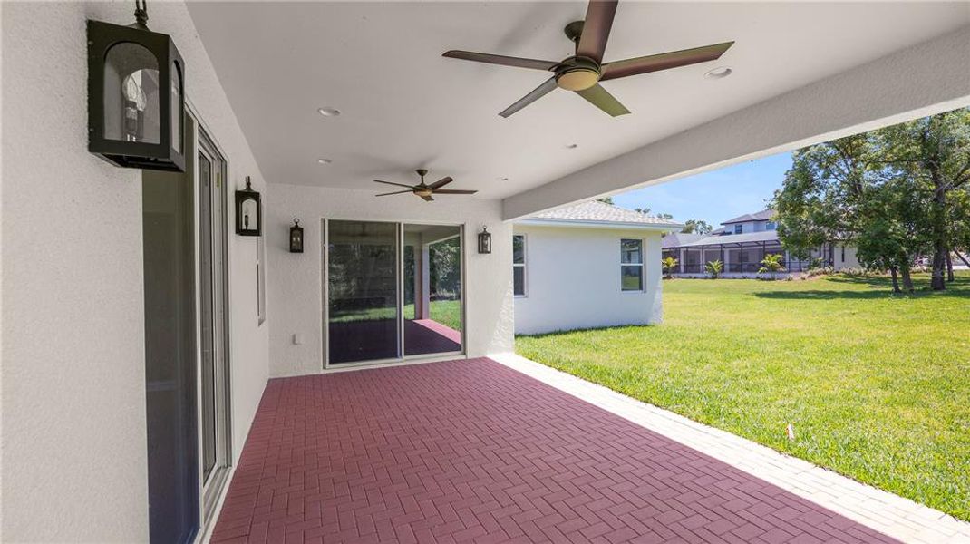 Exterior details and patio area of a home in , Lakeland (Image 21).