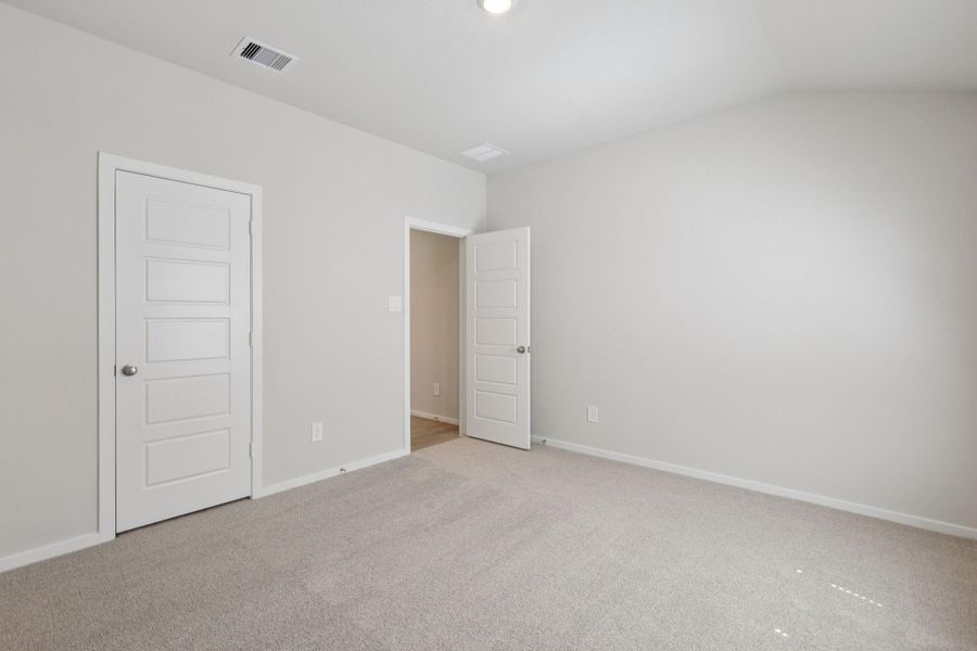 Photos are not of the actual home, but are photos of the builder home with same floorplan Photos are not of the actual home, but are photos of the builder home with same floorplan
