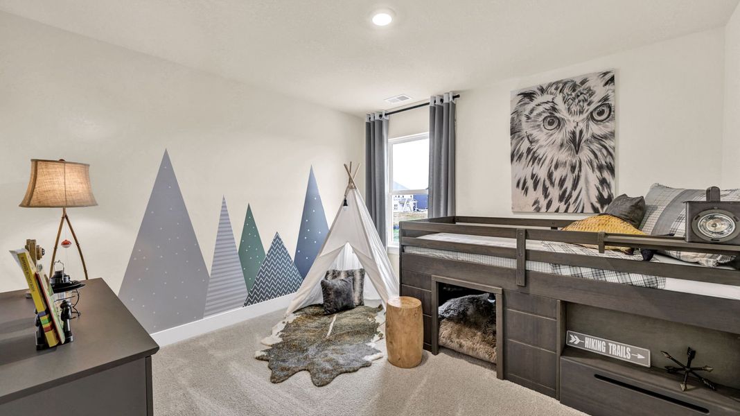 Representative furnished interior of a home built from the Darwin by D.R. Horton in Harbor Crest, Ooltewah (Image 14).