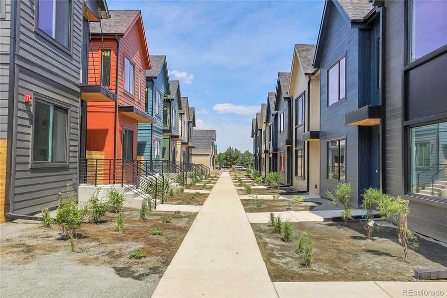 Exterior details and patio area of a home in , Erie (Image 13).