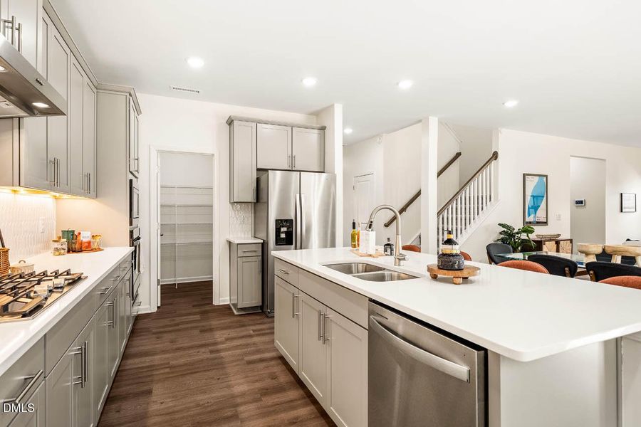 1113UmsteadGroveWay-020