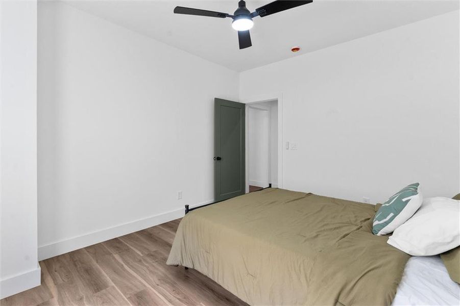 Furnished interior view inside a new home in , Atlanta (Image 43).