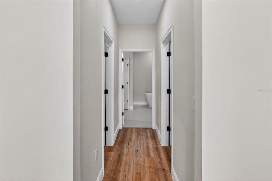 Spacious, unfurnished interior of a new home in , Citrus Springs (Image 10).