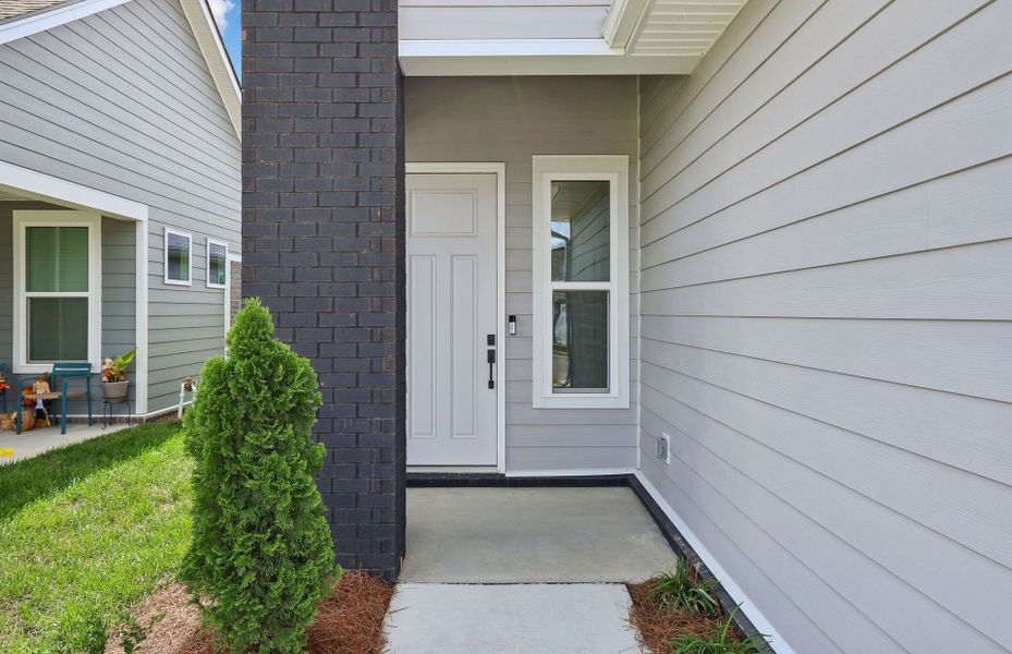 Exterior details and patio area of a home in Del Webb Barton Village, Lebanon (Image 26).