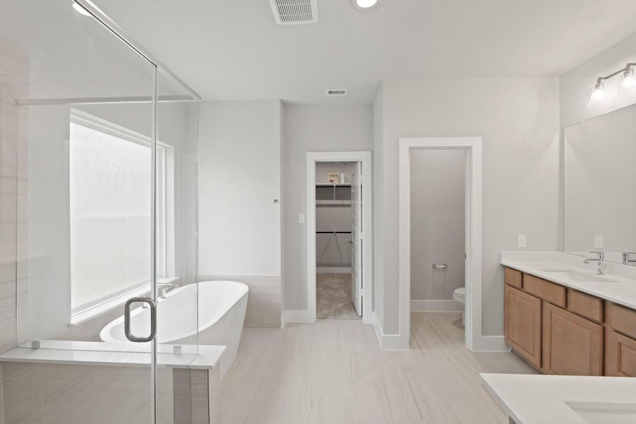 Image 47 of a home in Briarwood Crossing.