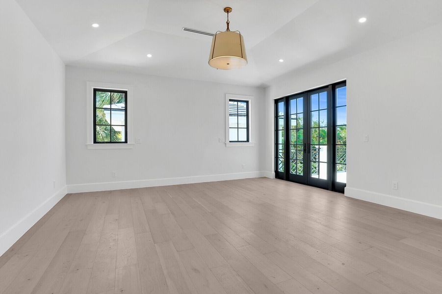 Spacious, unfurnished interior of a new home in , West Palm Beach (Image 17). Spacious, unfurnished interior of a new home in , West Palm Beach (Image 17).