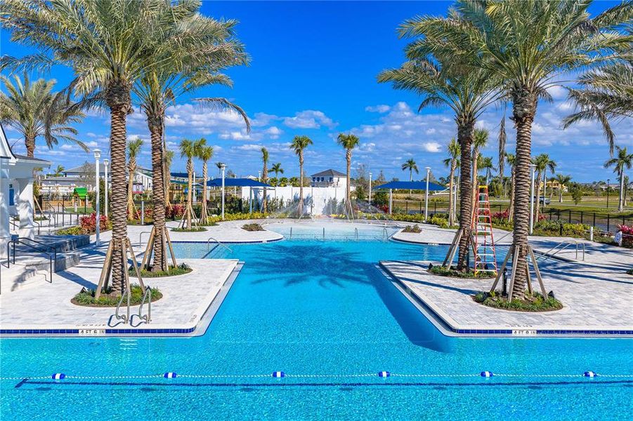 Community amenities in Wellen Park, Venice (Image 26).