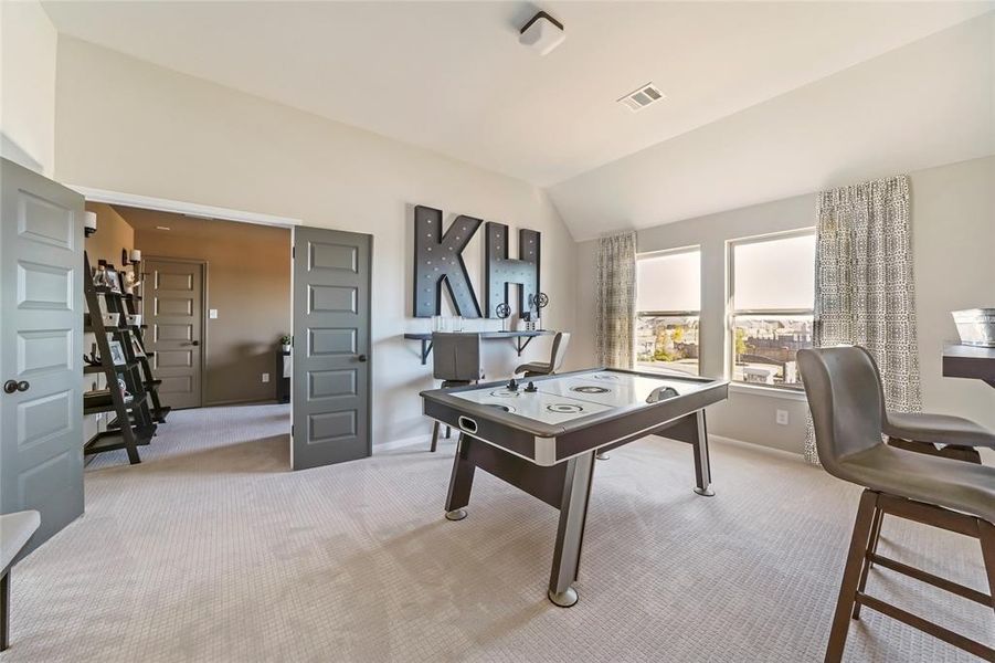 Image 39 of a home in Balmoral.